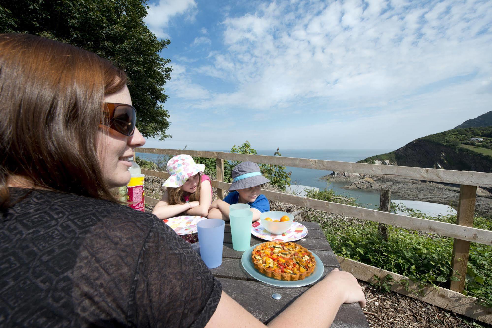 Sandaway Beach Holiday Park Combe Martin Esterno foto